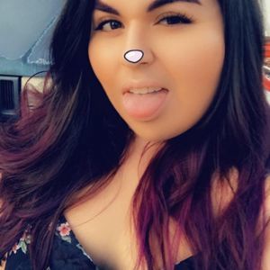 Meet your Posher, Esperanza